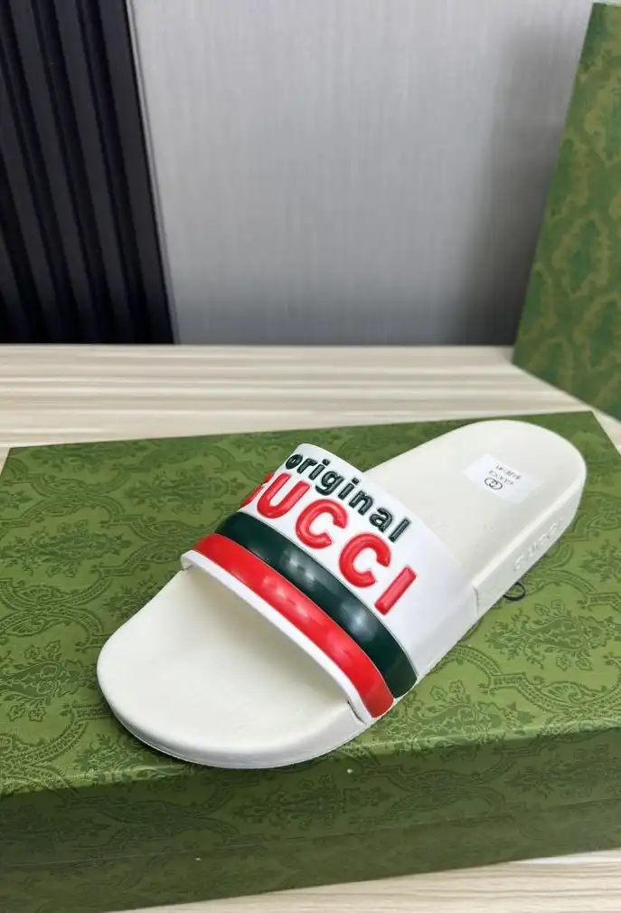 hype Gucci Slippers