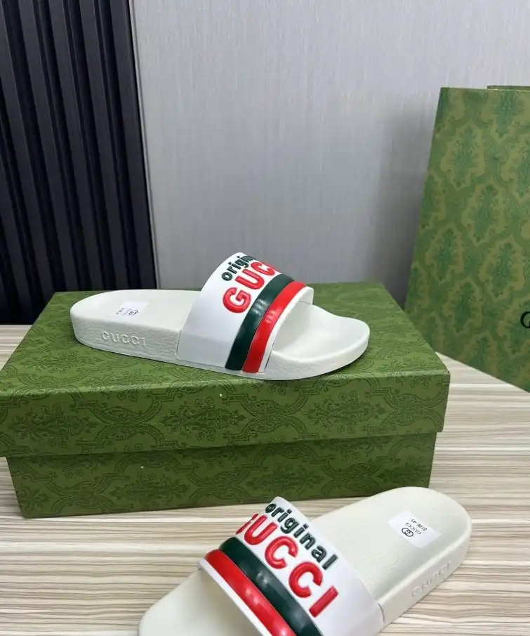 hype Gucci Slippers