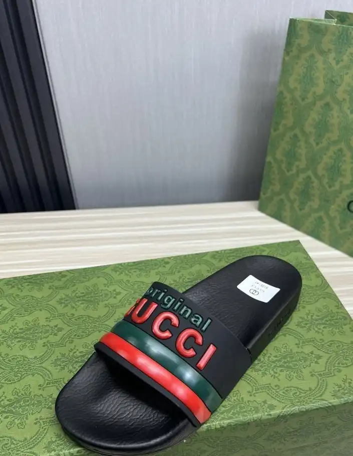 hype Gucci Slippers