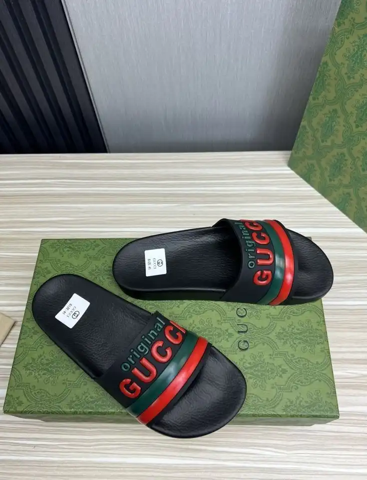 hype Gucci Slippers