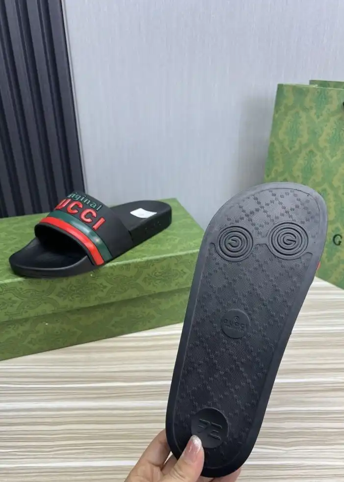 hype Gucci Slippers