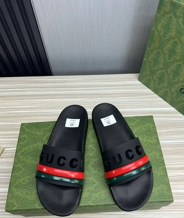 hype Gucci Slippers