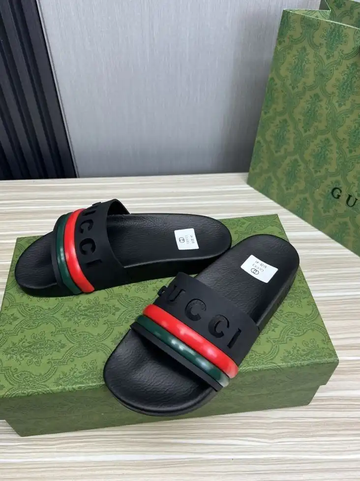 hype Gucci Slippers