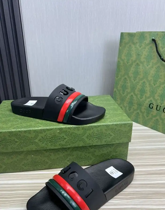 hype Gucci Slippers