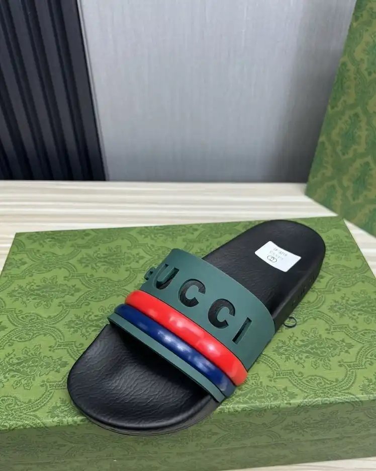 hype Gucci Slippers