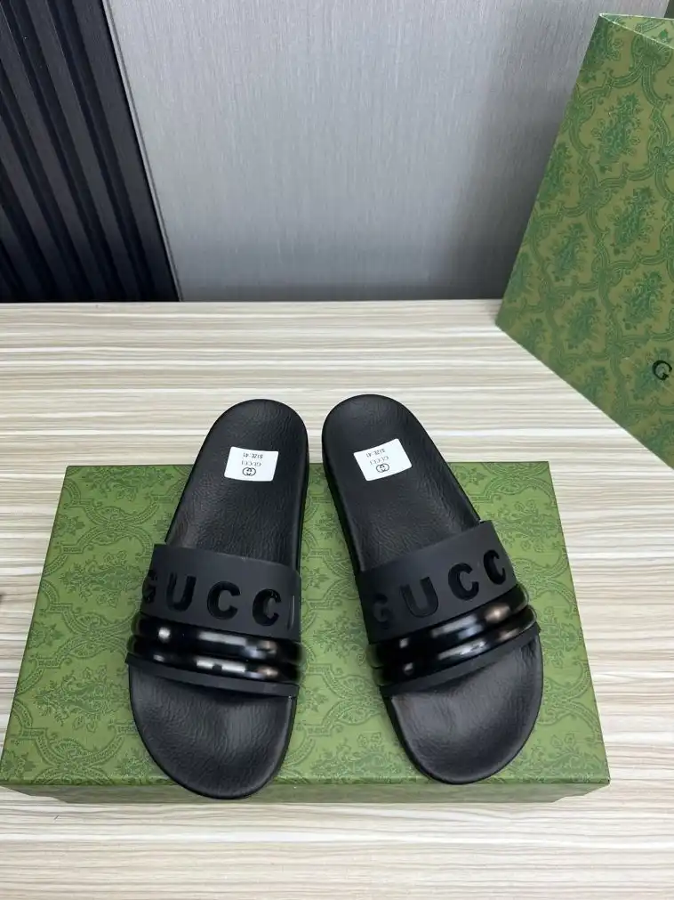 hype Gucci Slippers