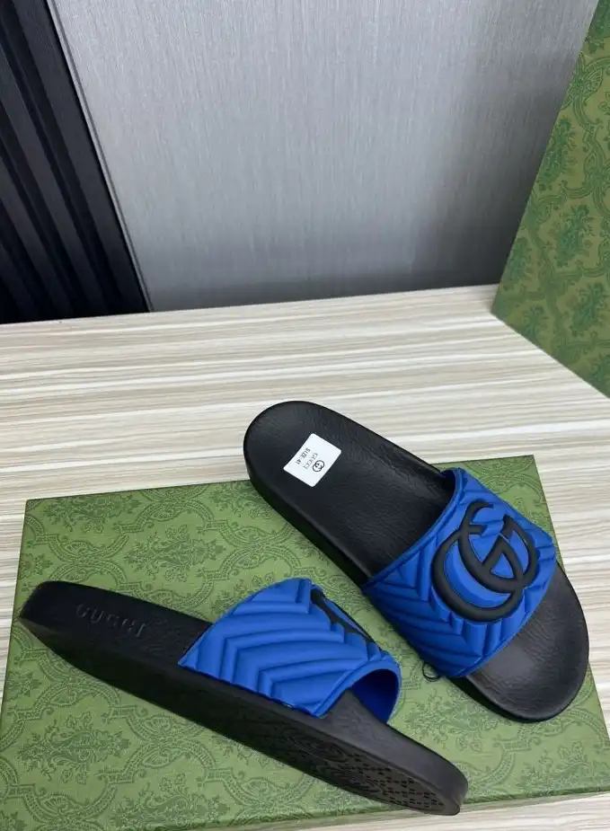 hype Gucci Slippers