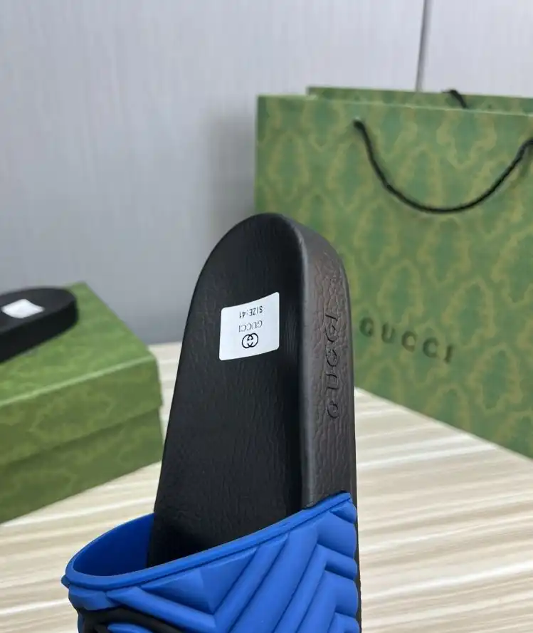 hype Gucci Slippers