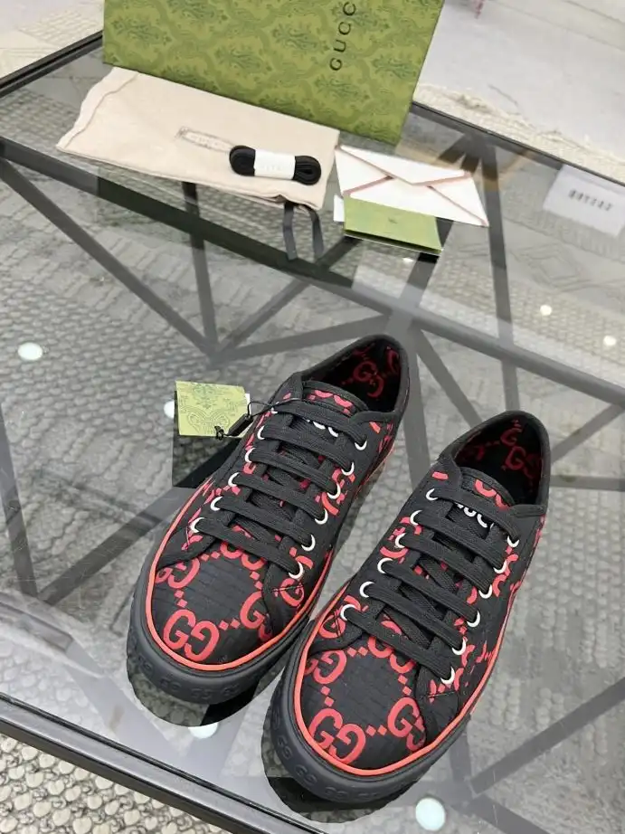 hype Gucci Sneakers