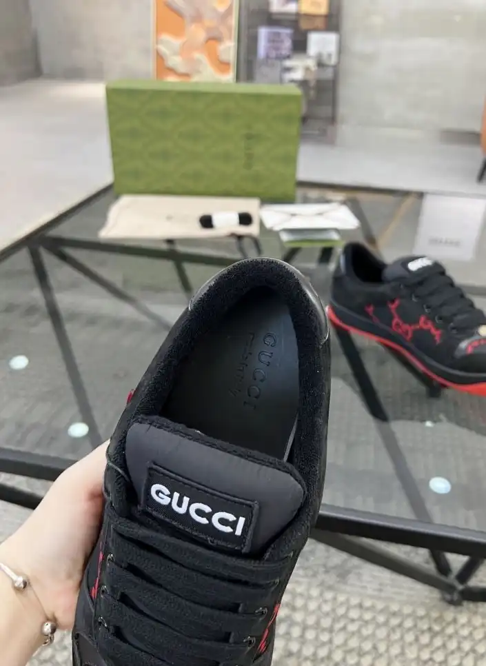 hype Gucci Sneakers