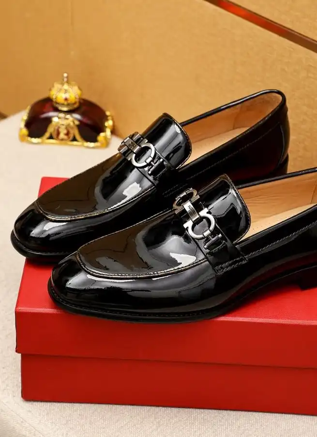 hype Ferragamo Leather Shoes