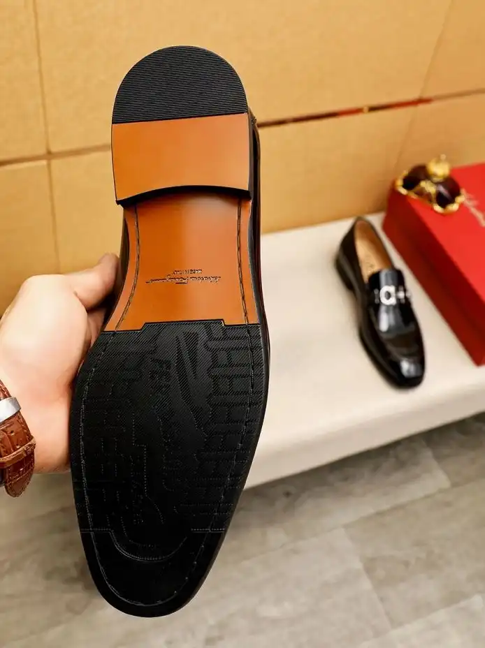 hype Ferragamo Leather Shoes