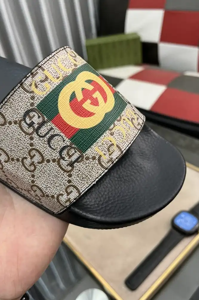 hype Gucci Slippers