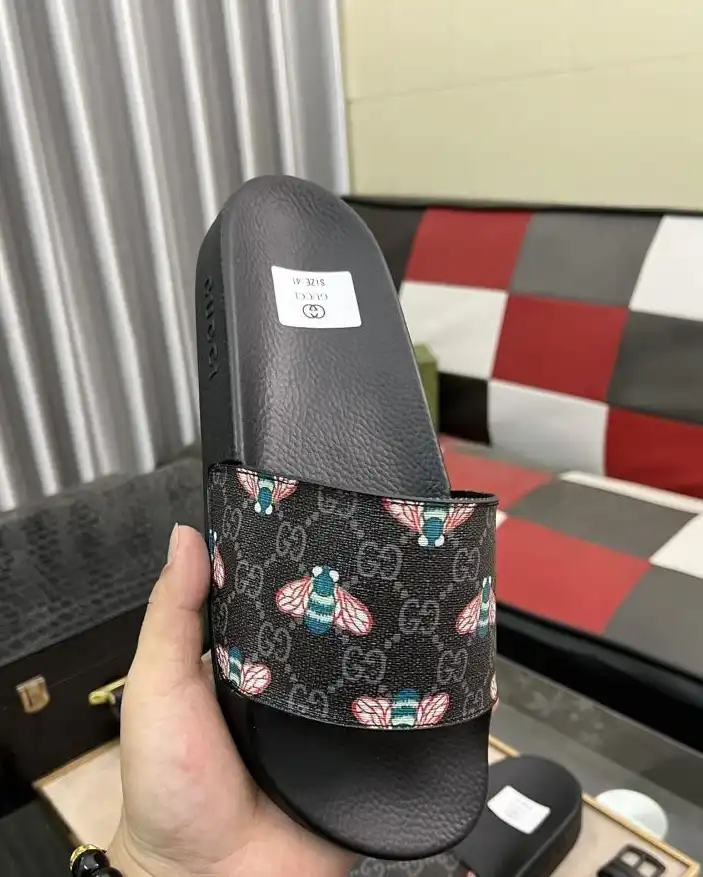 hype Gucci Slippers