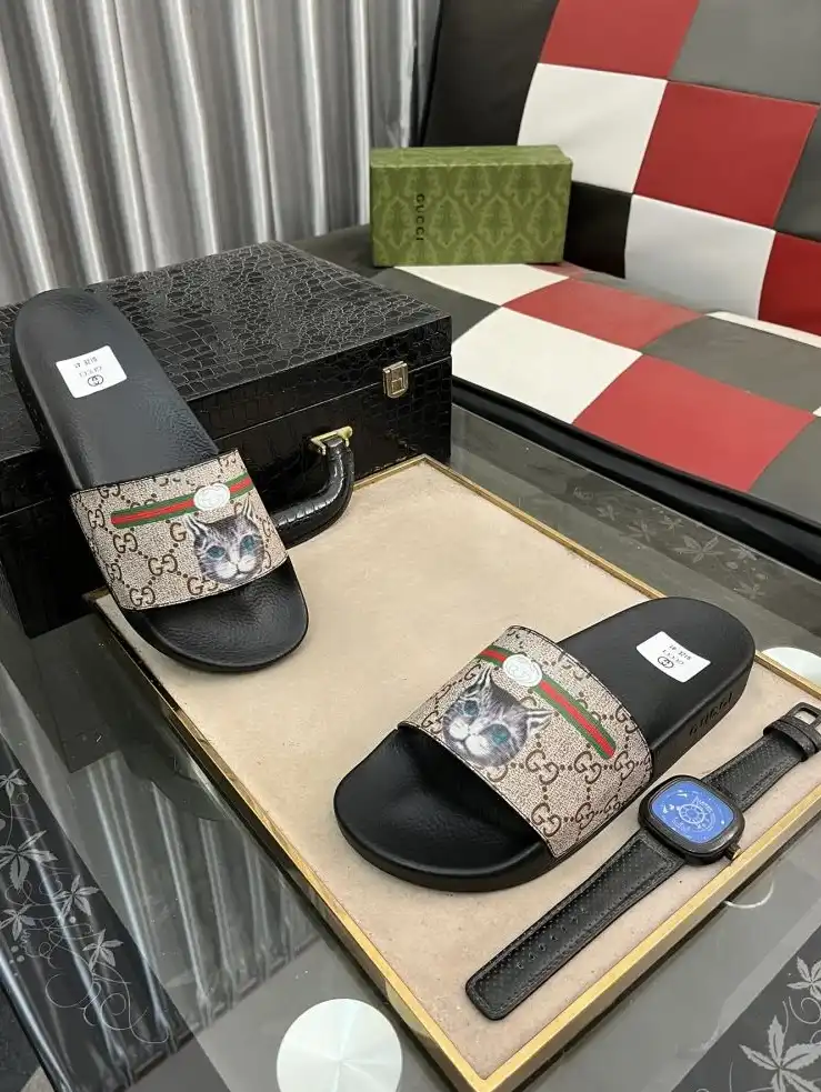 hype Gucci Slippers