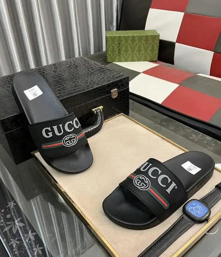 hype Gucci Slippers