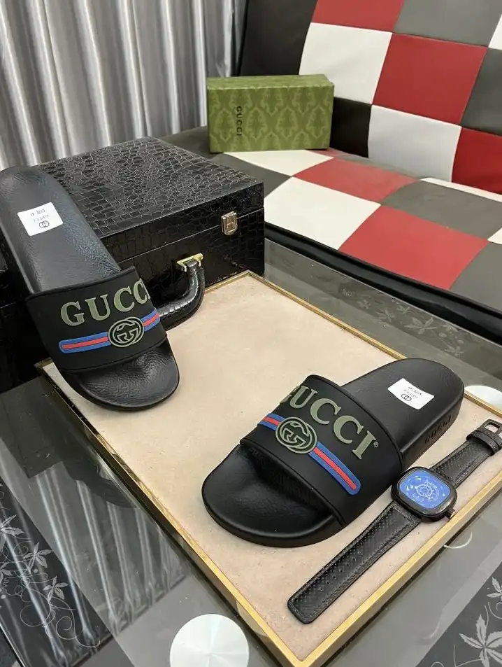 hype Gucci Slippers