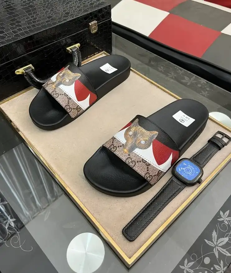 hype Gucci Slippers