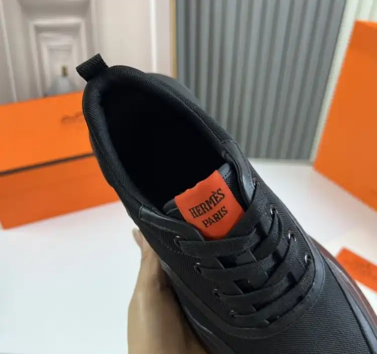 hype Hermes Casual Shoes