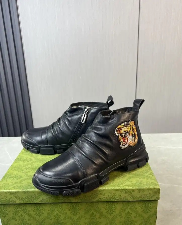 hype Gucci Boots