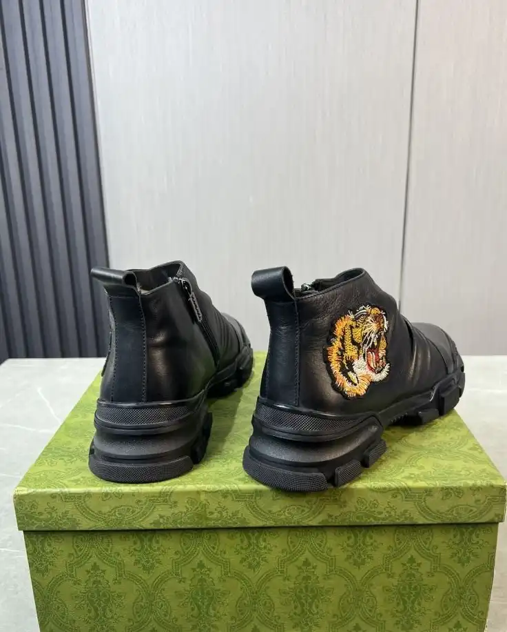 hype Gucci Boots