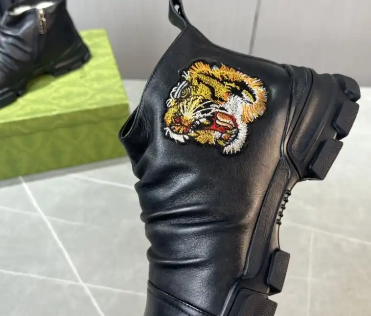 hype Gucci Boots