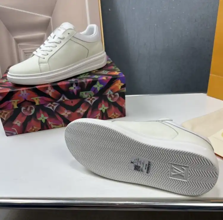 hype Louis Vuitton Sneakers