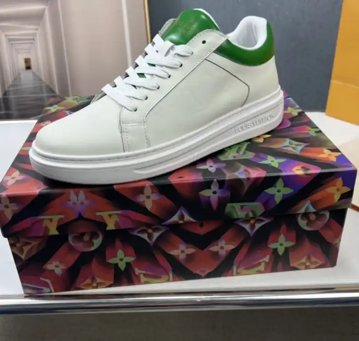 hype Louis Vuitton Sneakers