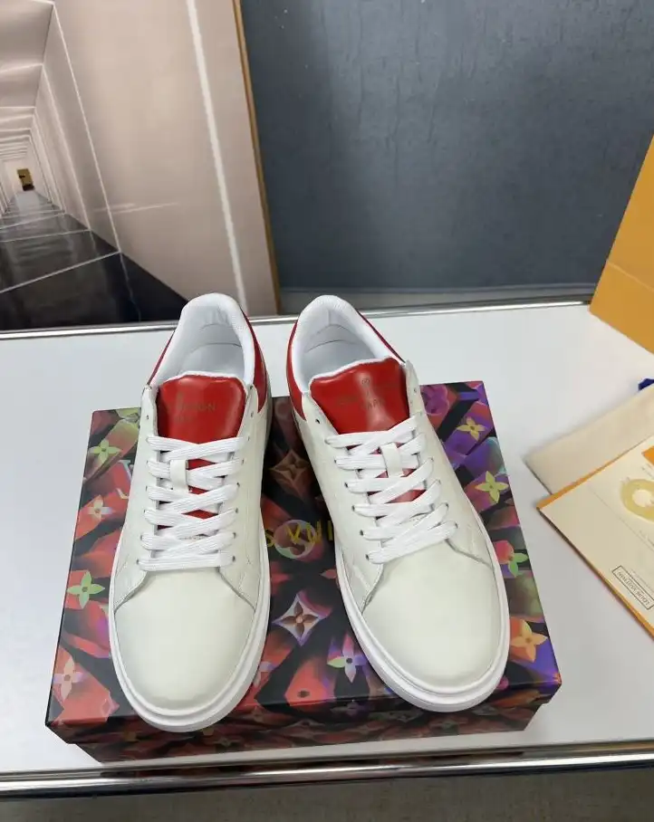 hype Louis Vuitton Sneakers