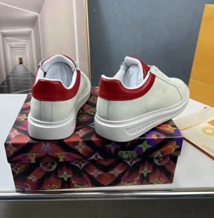 hype Louis Vuitton Sneakers