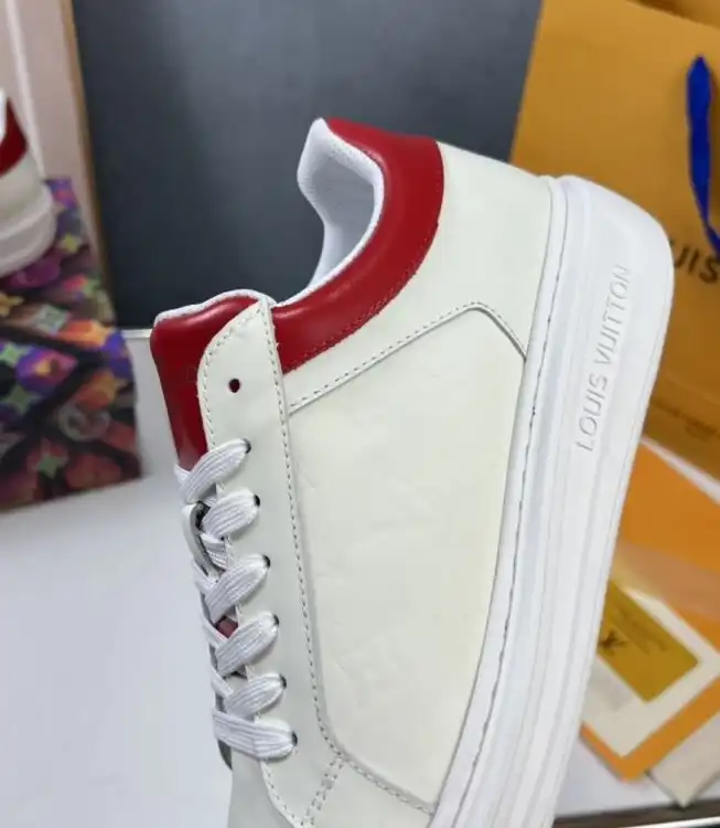 hype Louis Vuitton Sneakers