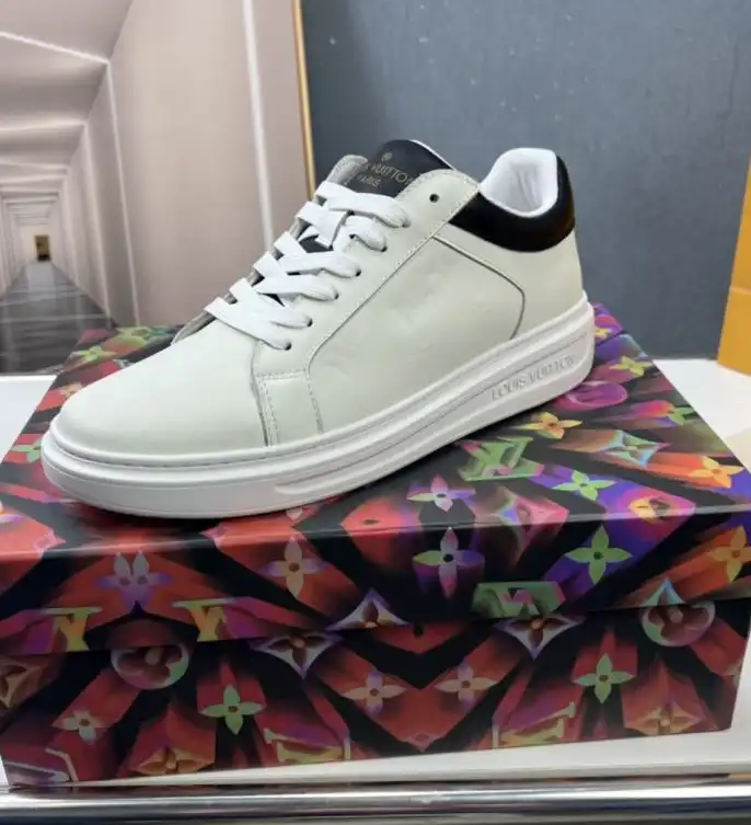 hype Louis Vuitton Sneakers