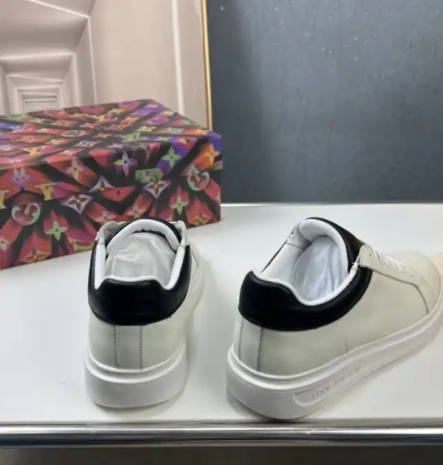 hype Louis Vuitton Sneakers