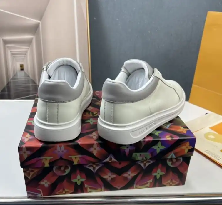 hype Louis Vuitton Sneakers