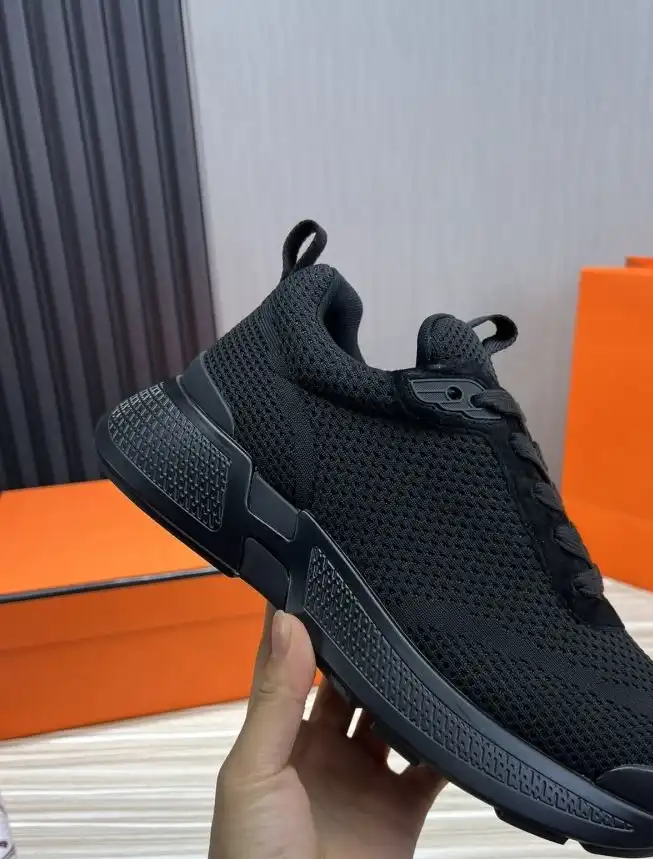 hype Hermes Casual Shoes