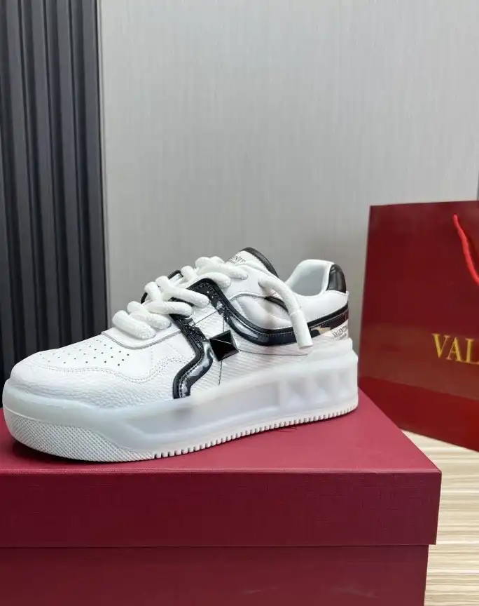 hype Valentino Casual Shoes