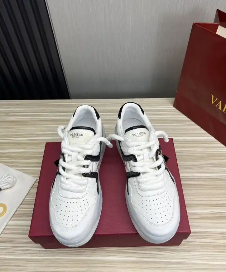 hype Valentino Casual Shoes