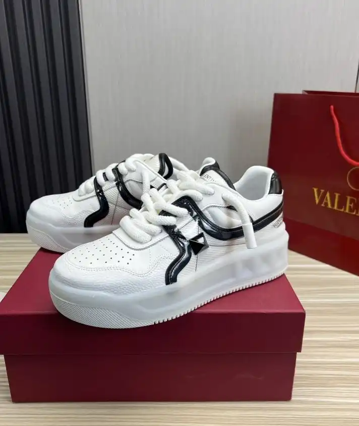 hype Valentino Casual Shoes