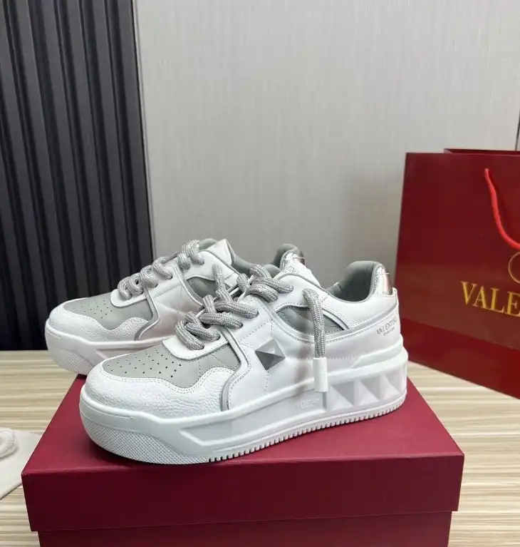 hype Valentino Casual Shoes