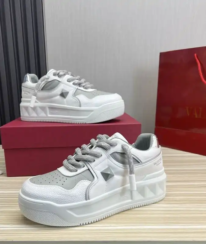 hype Valentino Casual Shoes