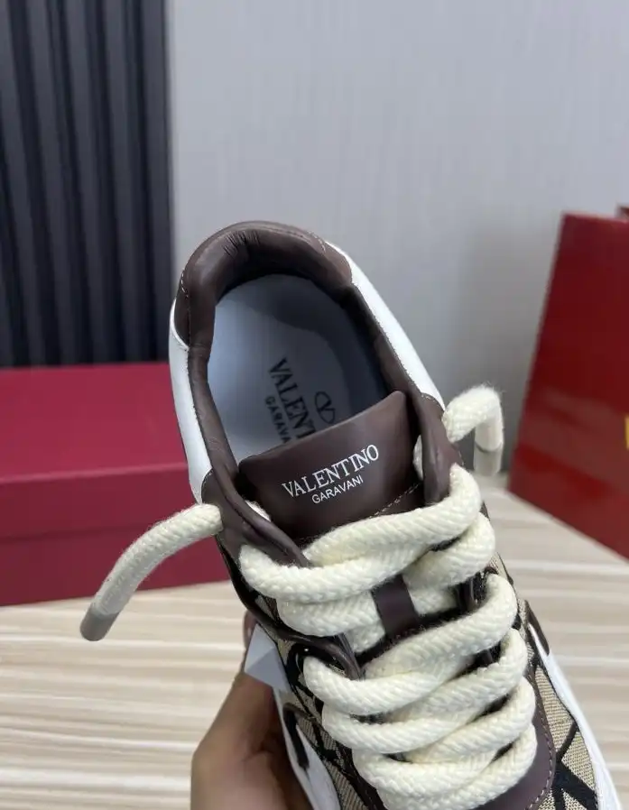 hype Valentino Casual Shoes