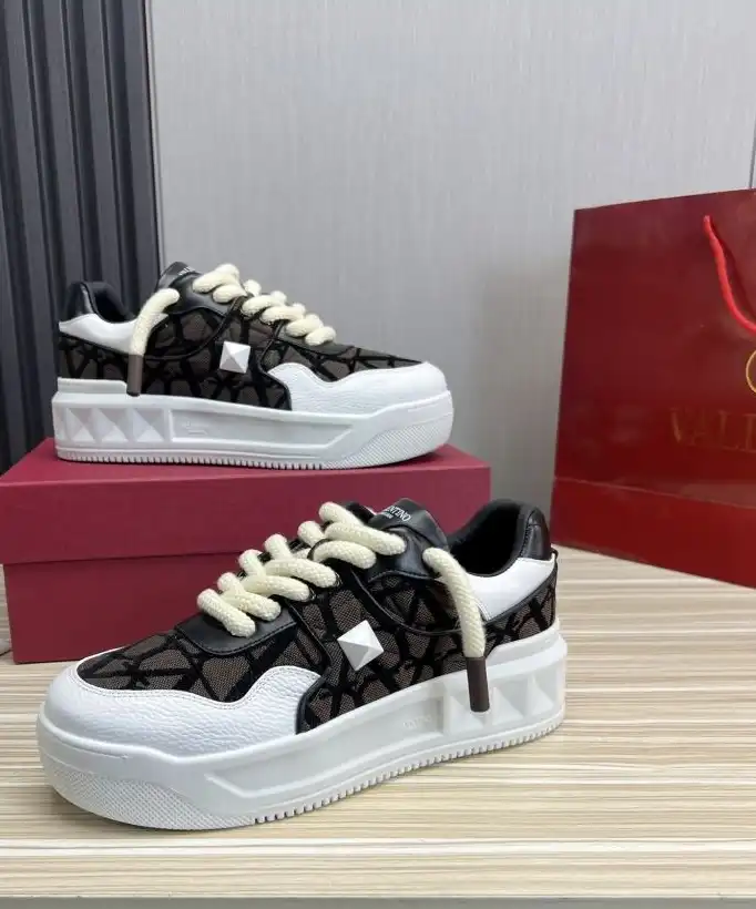 hype Valentino Casual Shoes