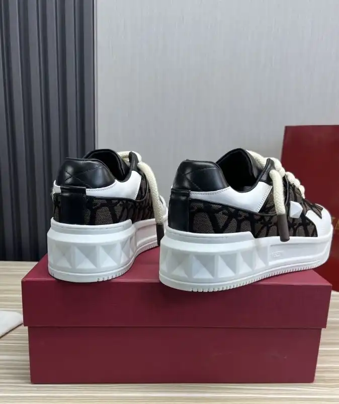 hype Valentino Casual Shoes