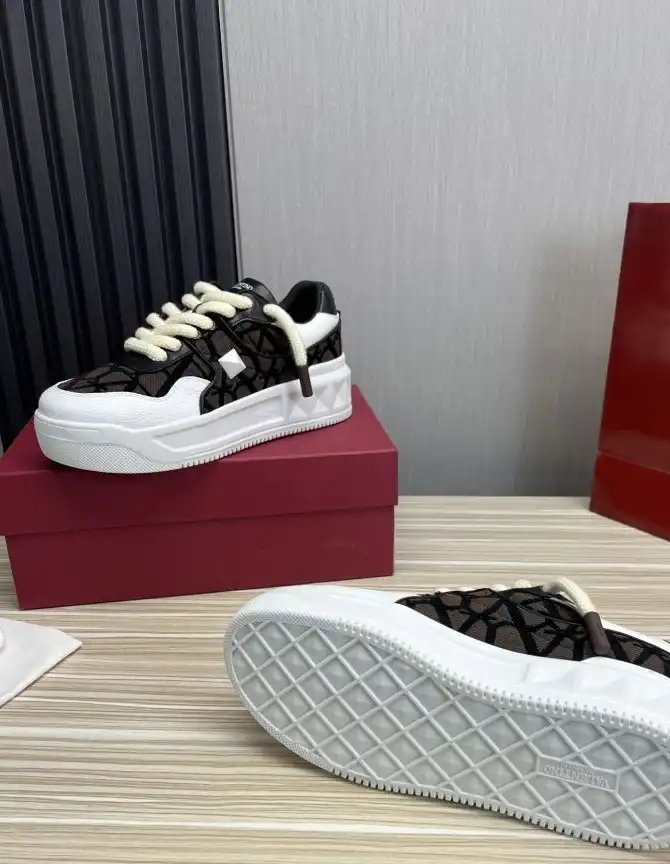 hype Valentino Casual Shoes