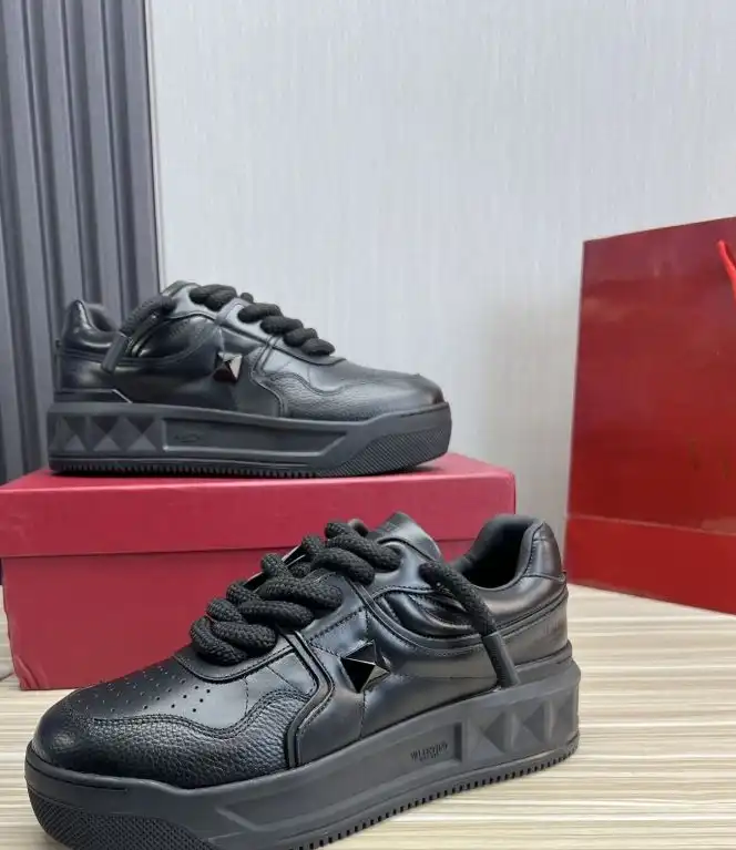 hype Valentino Casual Shoes