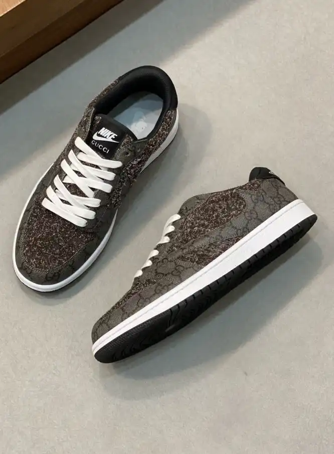 hype Louis Vuitton Sneakers