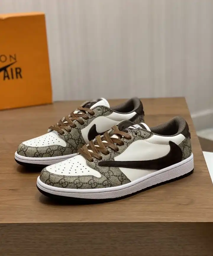 hype Louis Vuitton Sneakers