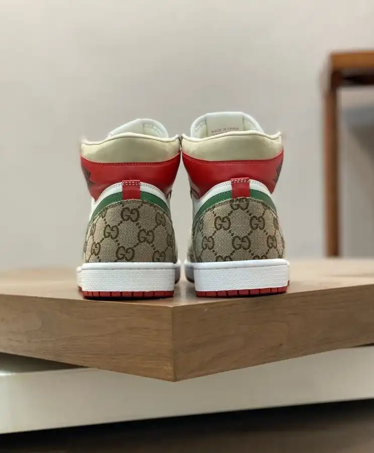 hype Louis Vuitton Sneakers