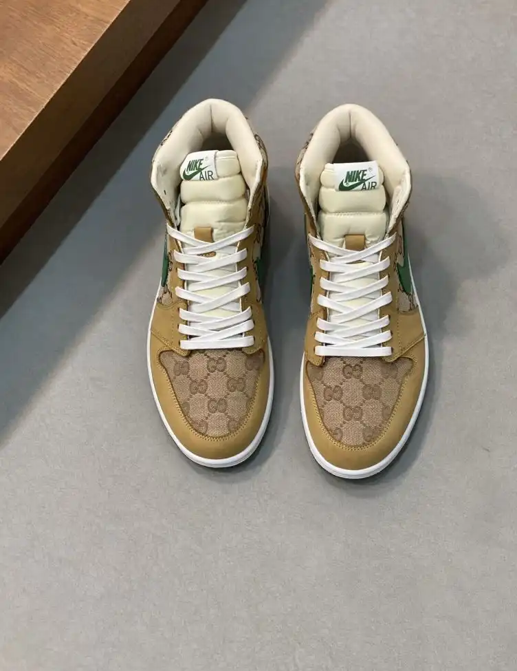 hype Louis Vuitton Sneakers