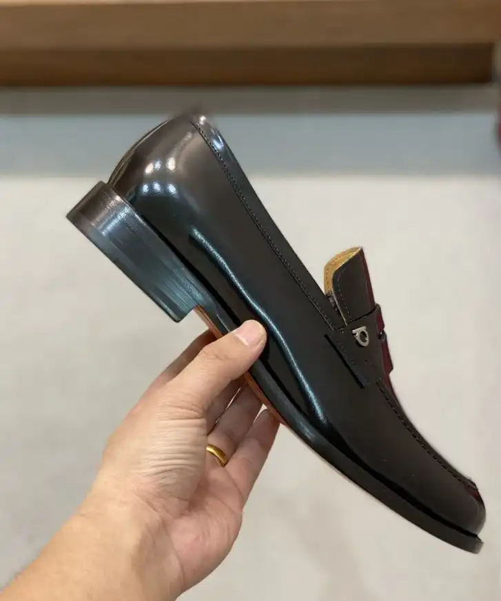 hype Ferragamo Leather Shoes